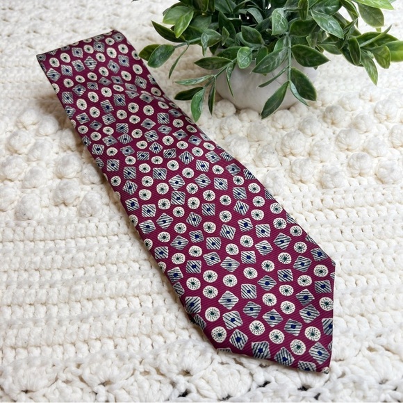 Robert TALBOTT Men’s Set of 2 Hand Sewn Finest Silk Ties Geo Print USA MADE - Picture 10 of 16